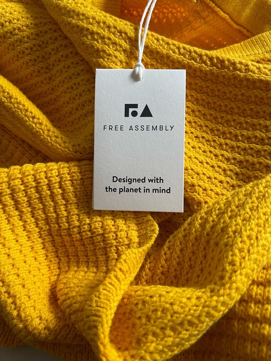 Free Assembly Yellow Knit Ruffle Hem Skirt - Picture 2 of 5